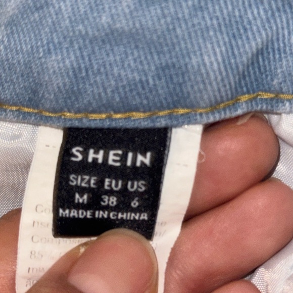 SHEIN High Rise Jeans with Sun and Floral Embroidery - Picture 3 of 3